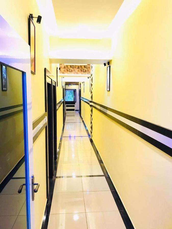 Hotel Keerthana Puttur Puttur  Exteriör bild
